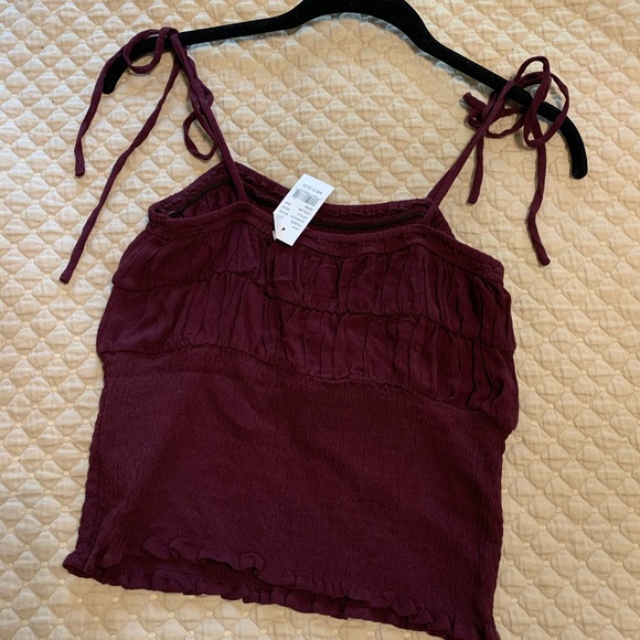 Kendall & Kylie mock crop top NWT - Picture 3 of 7